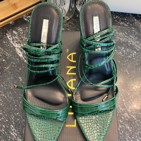 Green Block Heel - Picture 5 of 8